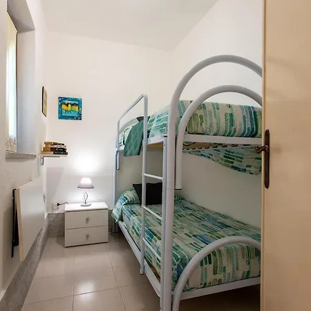 度假居 Casa Marinella 奧爾比亞