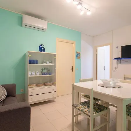 Casa Marinella Nyaraló